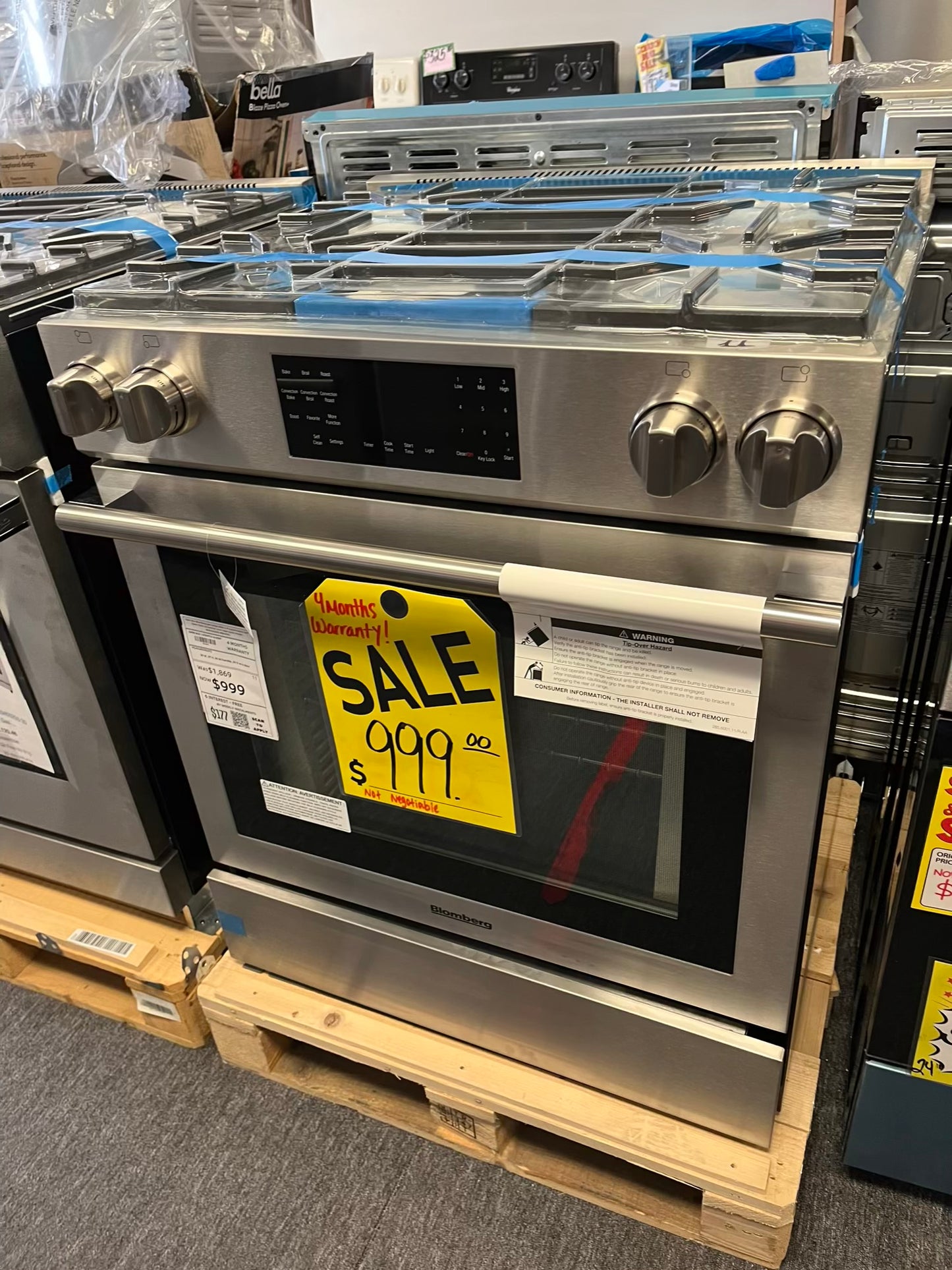 Open Box 📦 Blomberg gas range slide in Programmable Self-Clean Oven convection broil roast boost model: BGR30420SS #GR493FL