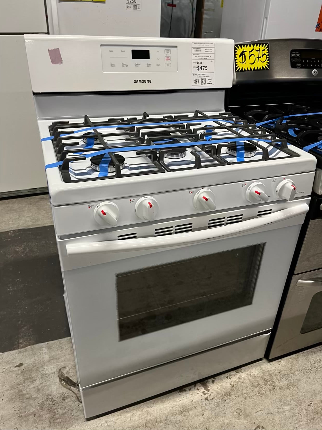 Samsung gas range 5 burner bake broil in white Refurbished 30" #GR209DB
