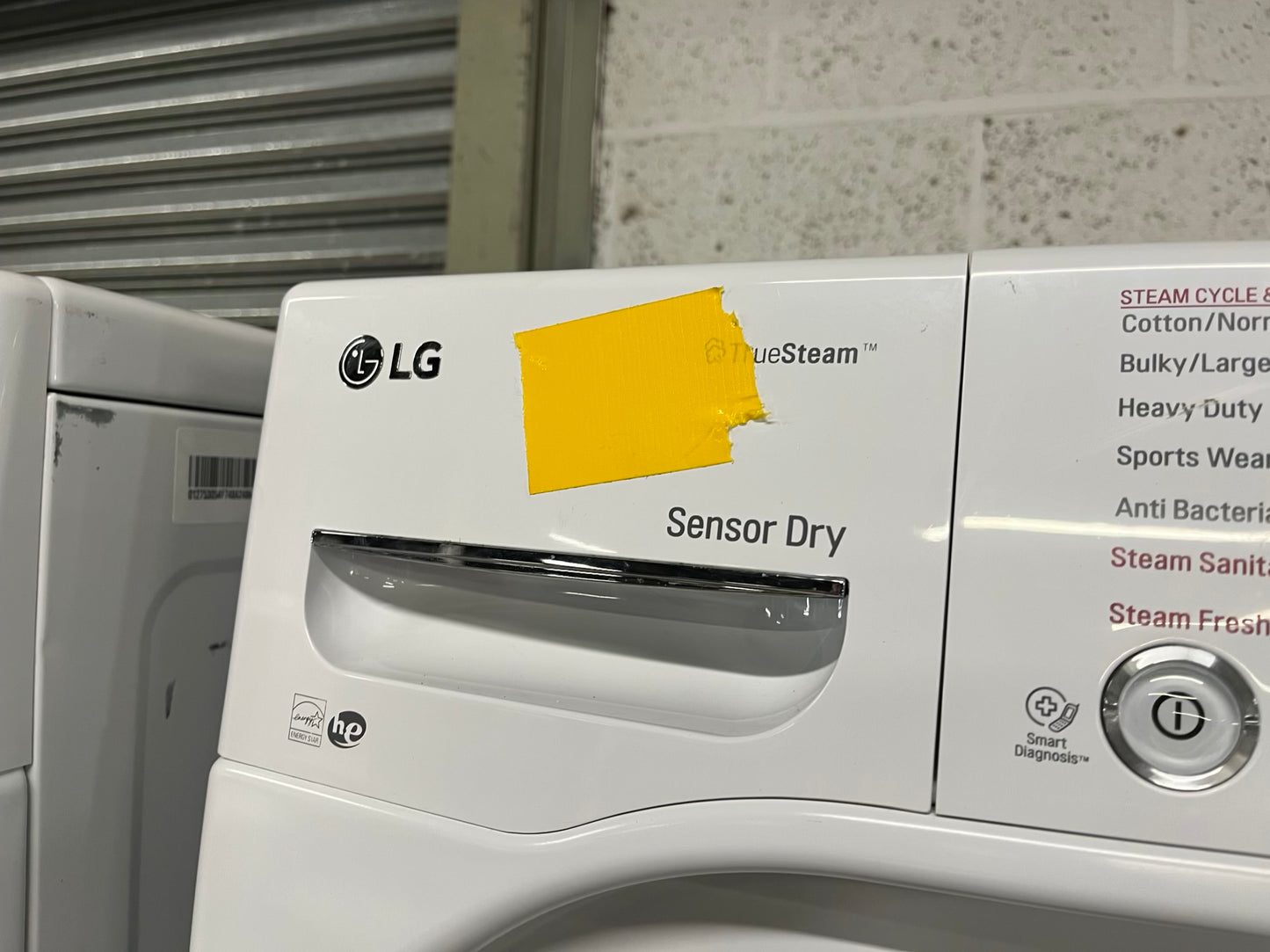 LG steam cycle washer 4.5 cu ft & dryer 7.5 cu ft set electric 220v front load stackable sensor dry He In white #WD854JB