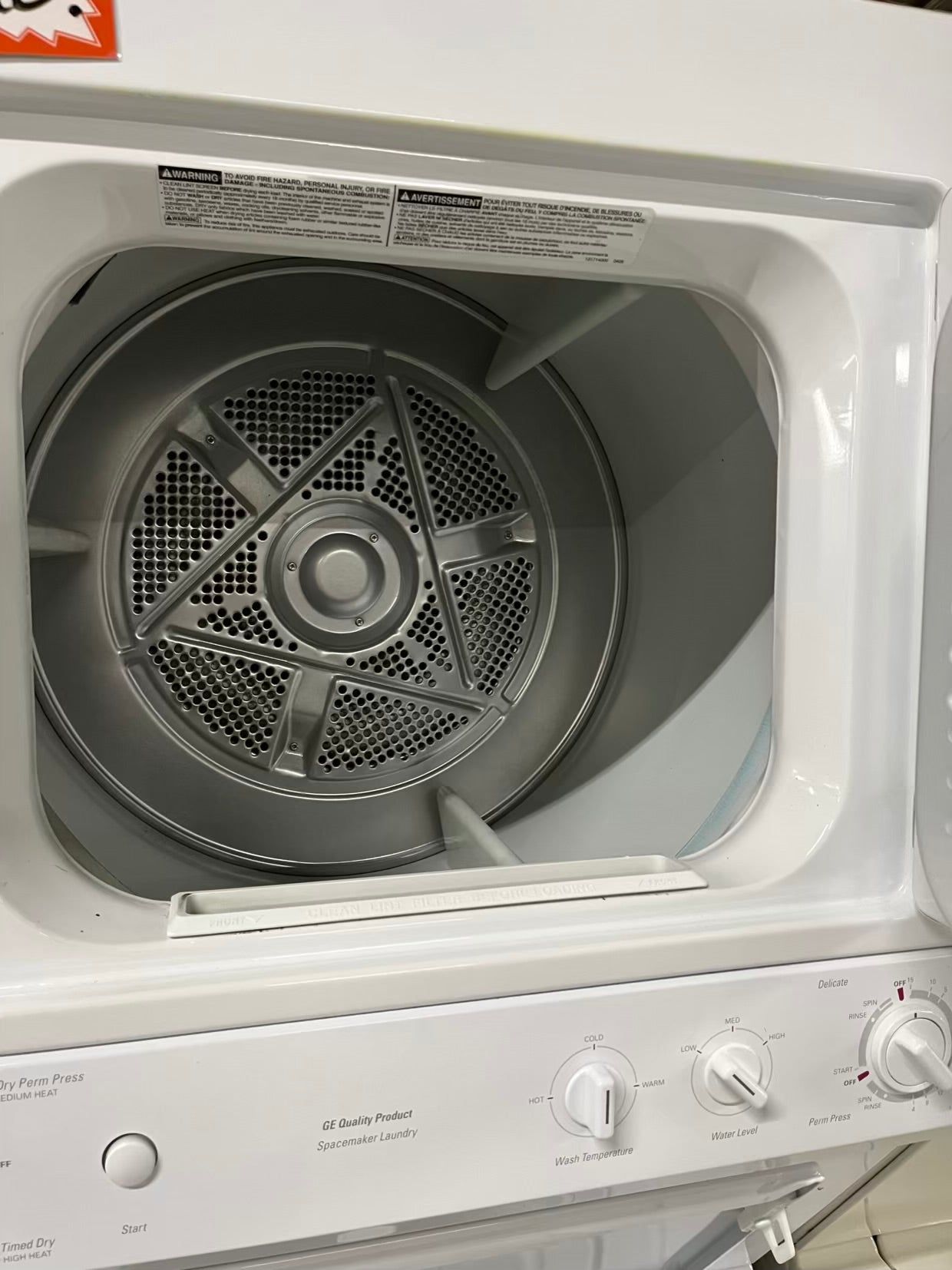 GE laundry center Electric 220v washer & dryer set 27" #LC597UB-TR