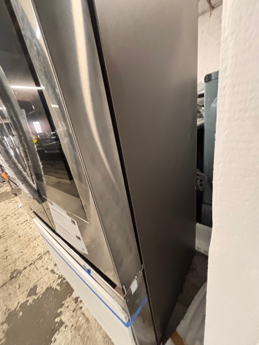 >special🎈new open box Samsung family hub 27cu.ft Standard Depth 3-Door French Door Refrigerator in Stainless Steel
#RFHUHZ4B 36” in