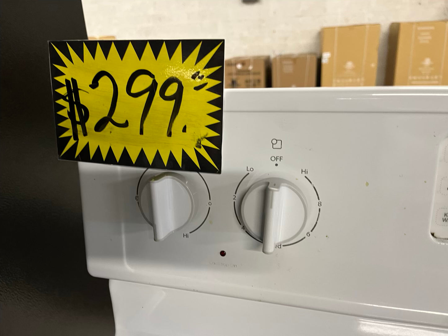 Whirlpool electric 220v range 4 burner bake broil steam clean in white Refurbished 30" #ER942EB