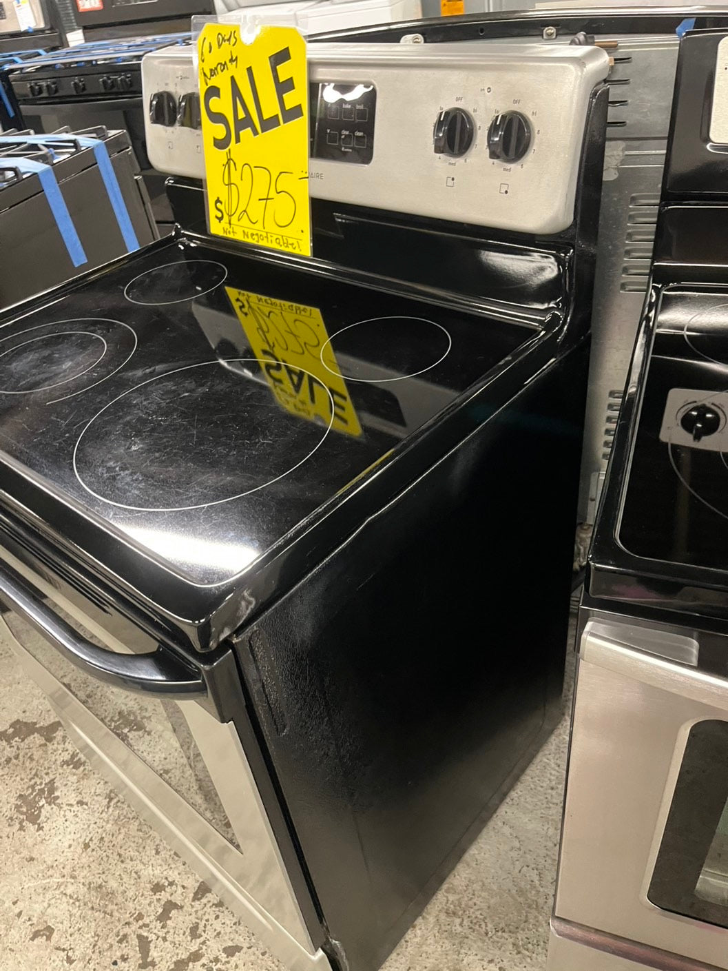 =🌪️🥳on sale ‼️Frigidaire glass top electric range 220v 5 burner stainless steel warm zone bake broil Refurbished fast boil 30" #ELP12B