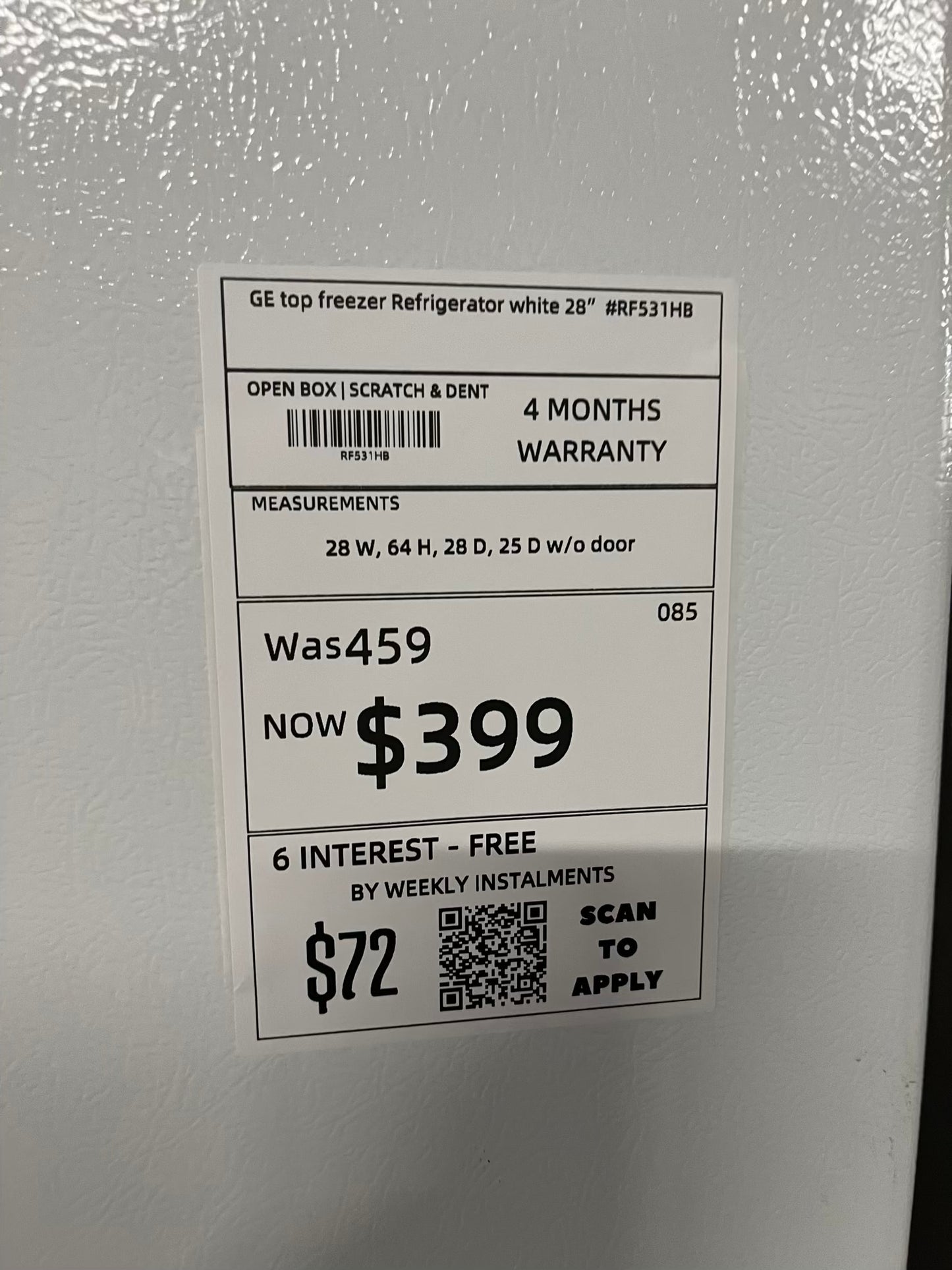 - GE top freezer Refrigerator white 28" #RF531HB