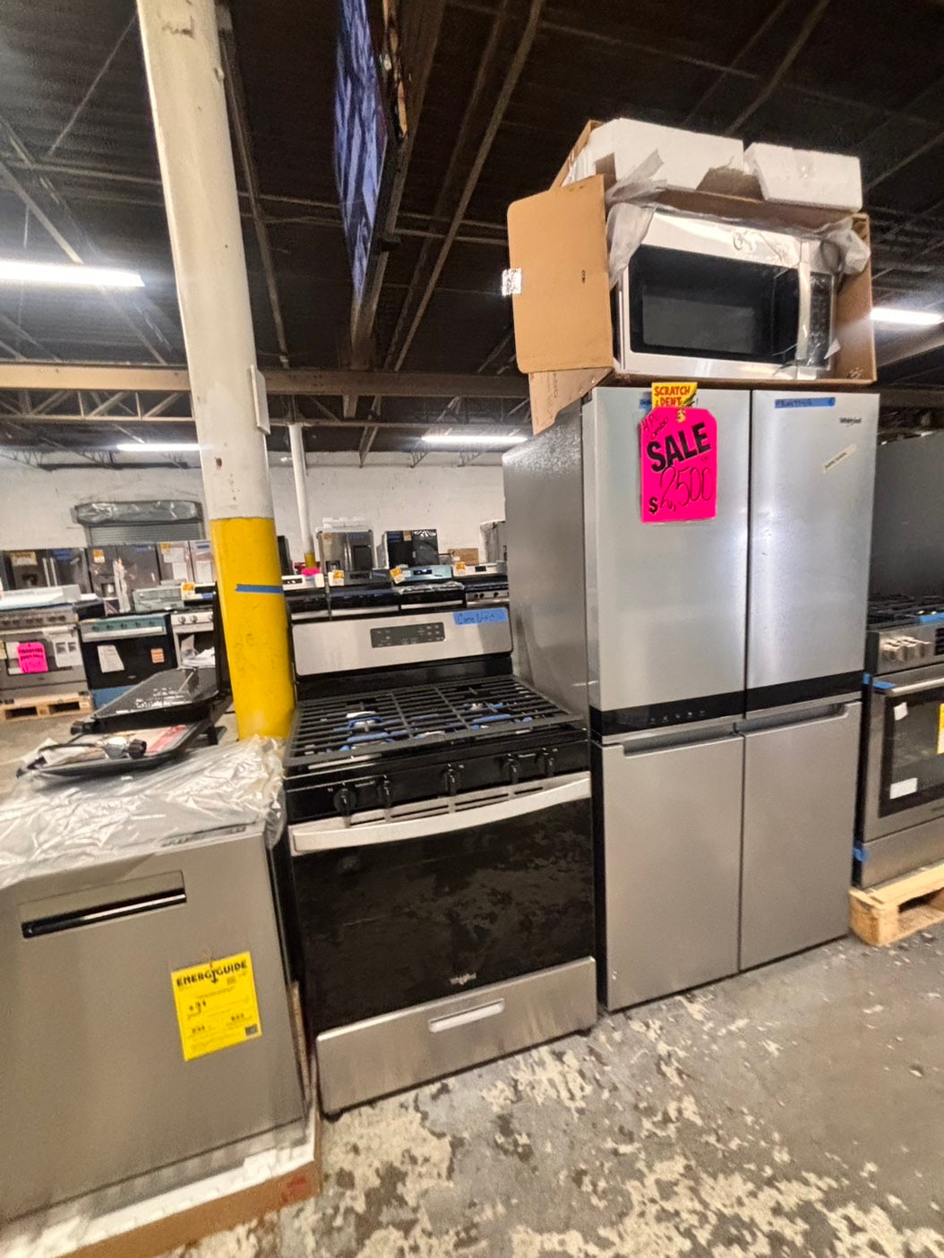 >Special 🎈4pc. Mix & match Combo new open box costumer return -counter depth french door refrigerator whirlpool 36” w/ice maker inside gas range whirlpool five burners ,new open box over the range microwave GE & new open box dishwasher beko #RFWQ63PC