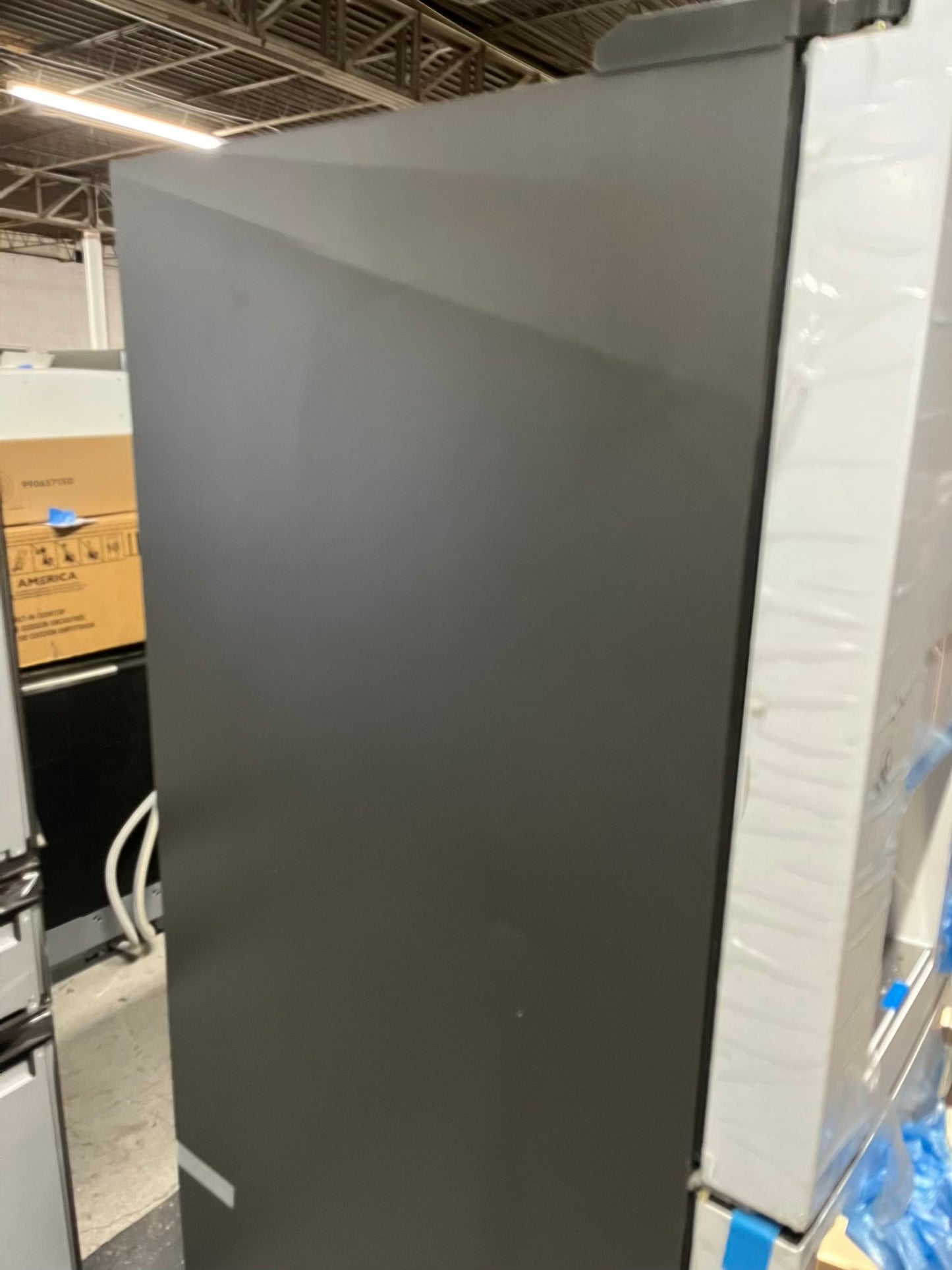 GE Café 36 Inch 4-Door French-Door Smart Refrigerator with 27.8 Cu. Pt. Capacity, TwinChill™, Convertible Drawer, LED Light Tower, Auto Fill, Humidity Control System, Shabbos Mode ENERGY STAR® Matte White with Brushed Bronze Handles 36” #RF840EB