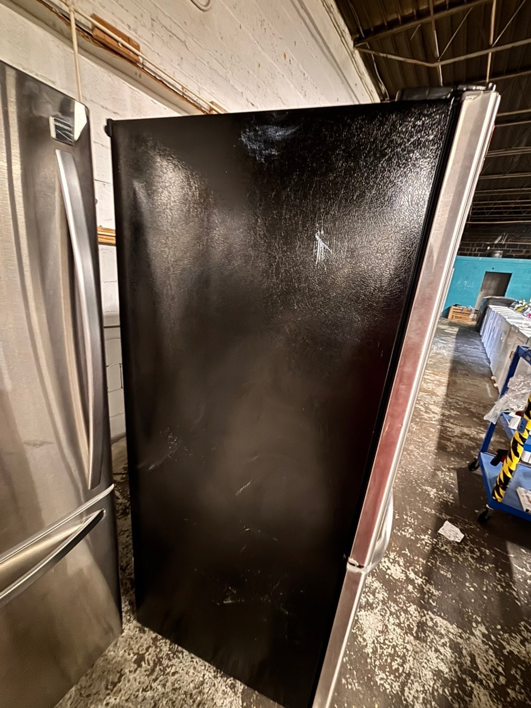 >GE 30” bottom freezer fridge stainless steel with iced maker inside used -refurbished 30” #G5K21B