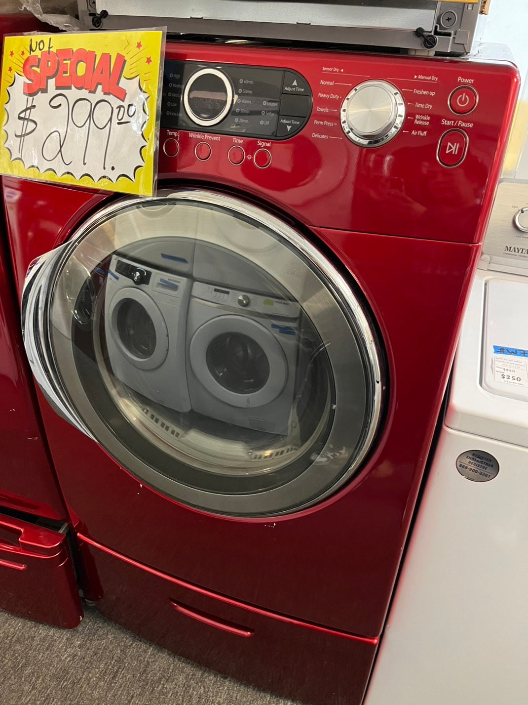 Samsung front load electric dryer  220v w pedestal Red #SAD72L