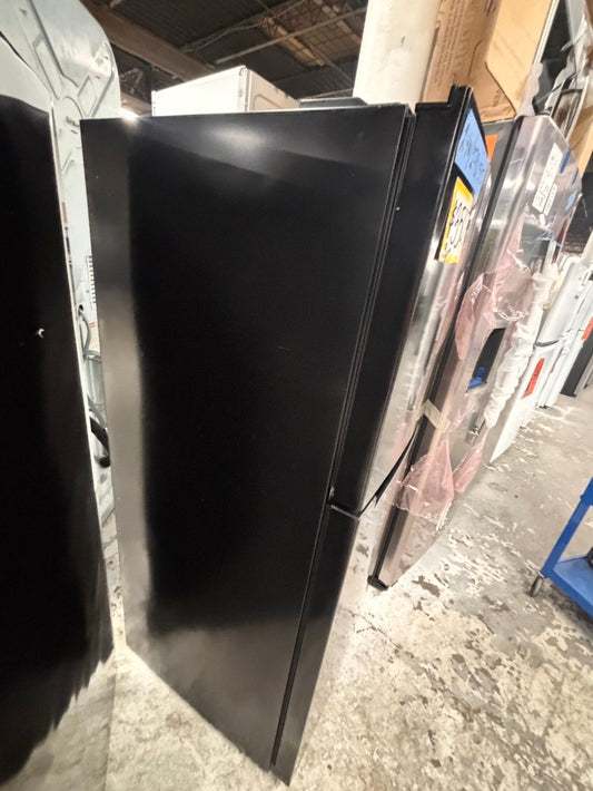 >Used | Refurbished magic chef top freezer refrigerator black 24" #RF291PB