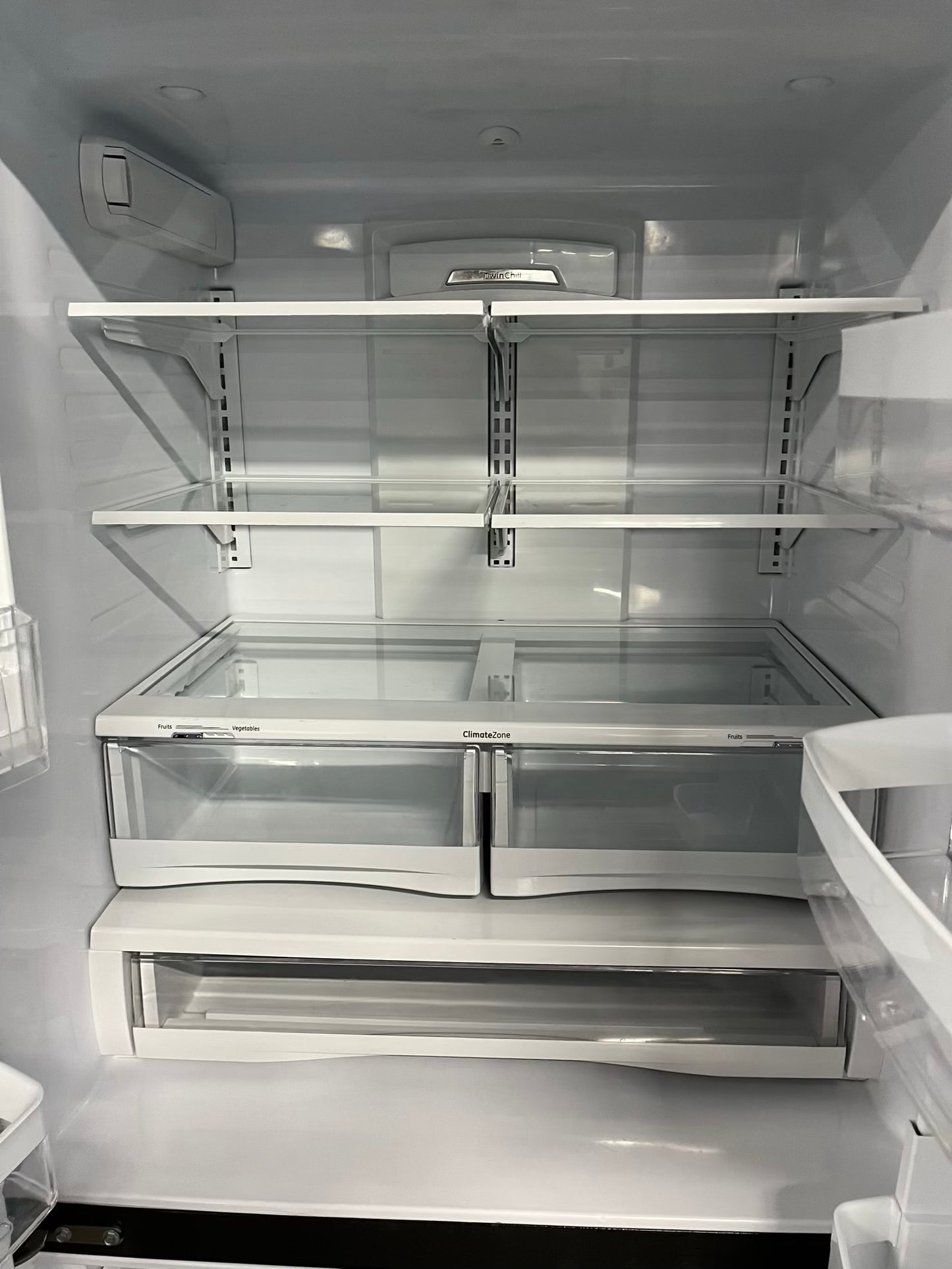 - GE French door Refrigerator stainless steel w/ ice water dispenser 36" #RF739PB