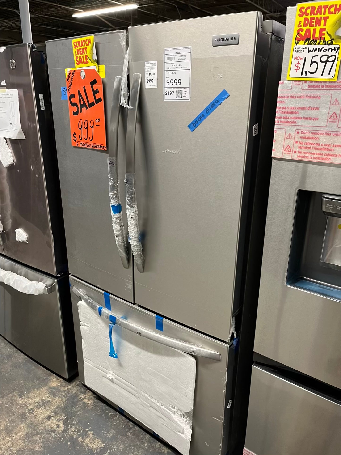 Open Box 📦 Frigidaire French Door Refrigerator stainless steel w/ice maker & water dispenser inside - Item number #RF652KB 36” in