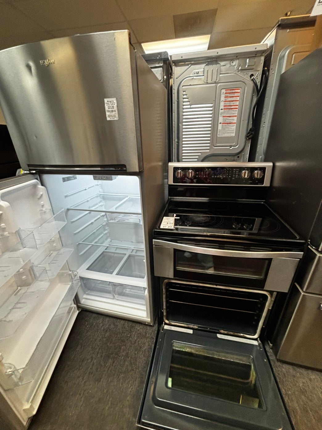 Flash sale⚡️ 2pc. Combo Whirlpool top freezer refrigerator stainless steel 28" counter depth & double oven electric stove 30” #RF2PCW5L