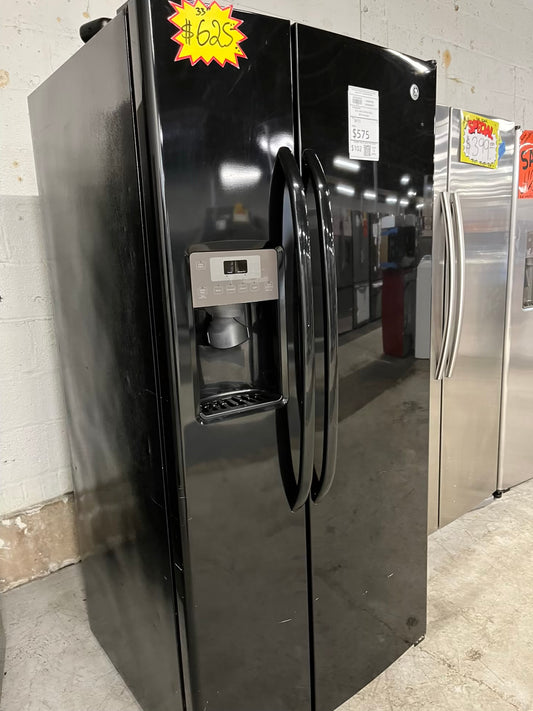 GE Side x side Refrigerator black w/ice water dispenser maker Item number 33” in Refurbished #RF730NB-TR