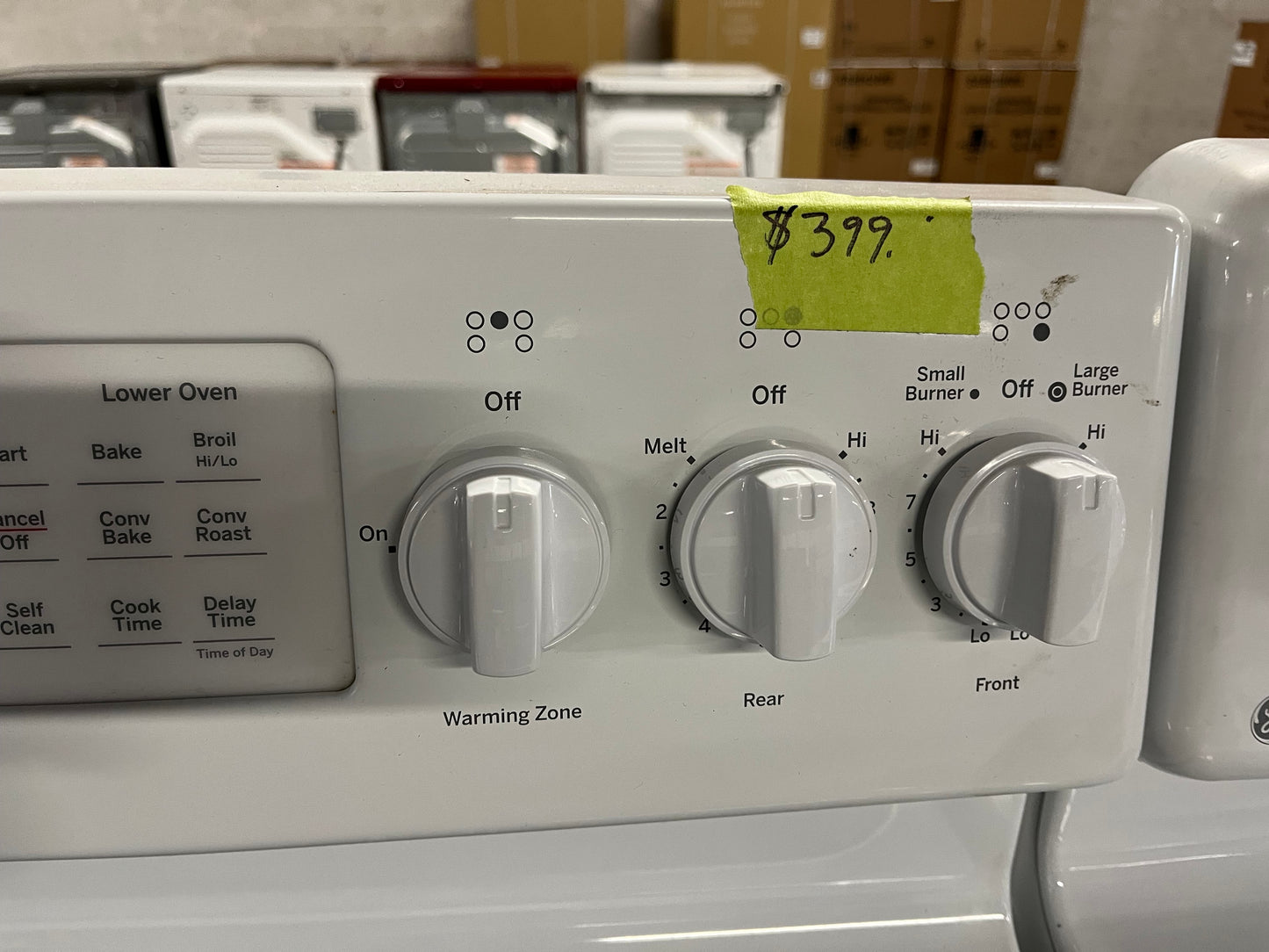 GE electric range 5 burner warming zone convection bake broil roast hi/lo in white 30” #RF902UB