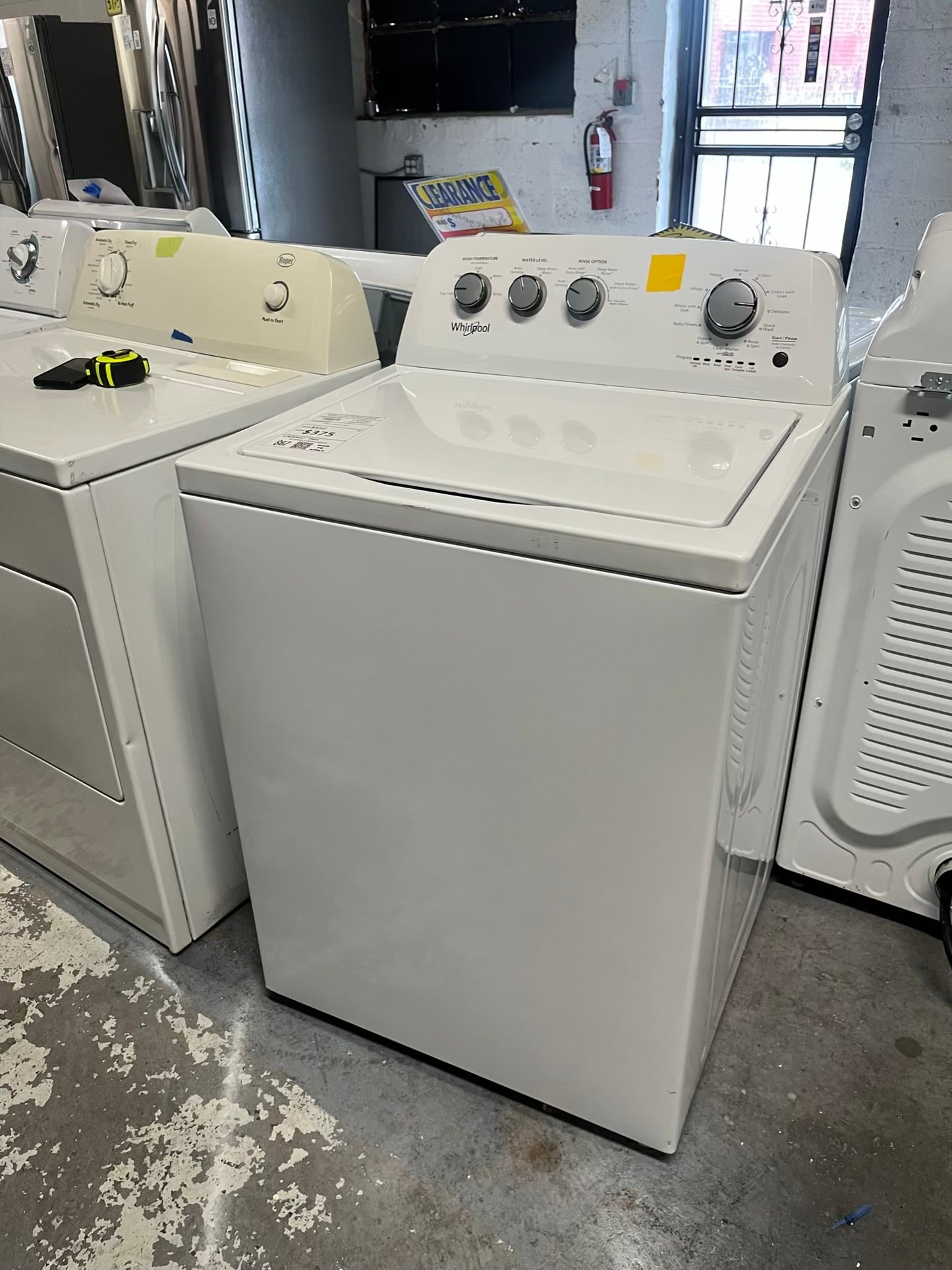 Whirlpool 27 Top load washer white with/ agitator stainless steel Drum #W320AB