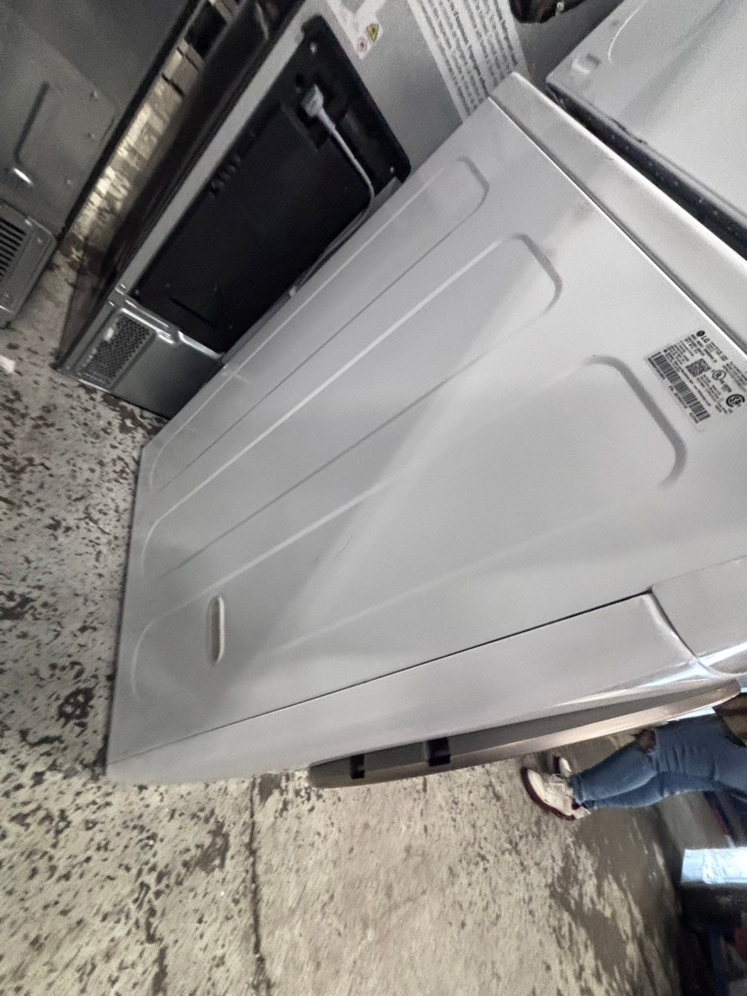 >>Open Box 📦 Scratch & Dent 4.5 cu. ft. Ultra Large Capacity Front Load Washer - White
& 7.4 cu. ft. Large Capacity Front Load Electric Dryer - White Set / stock number #WD787CB