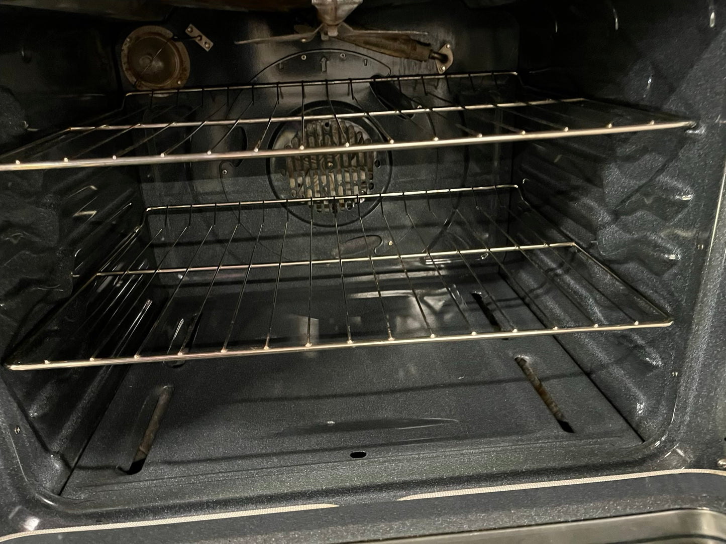 - Ge profile gas range 5 burner stainless steel self clean, convection bake,convection Roast, Bake broil 30" Refurbished #GR392QB