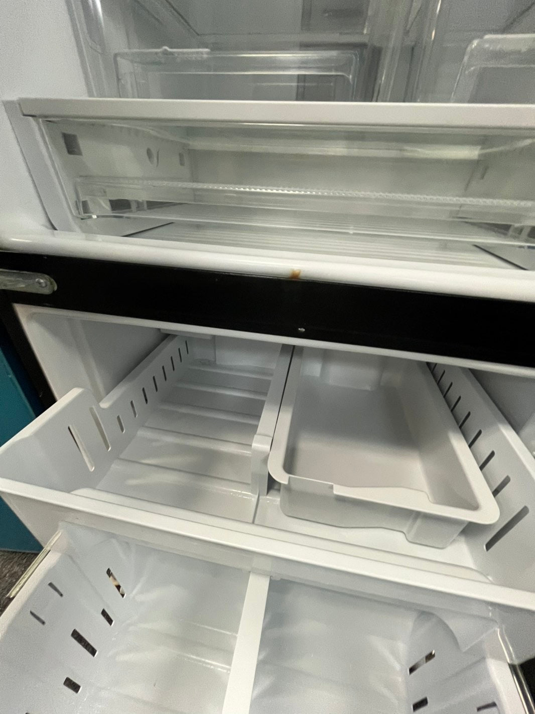 KitchenIAd 30” wide French door Refrigerator blackstainless steel W/ice maker inside Used Refurbished #RF550L