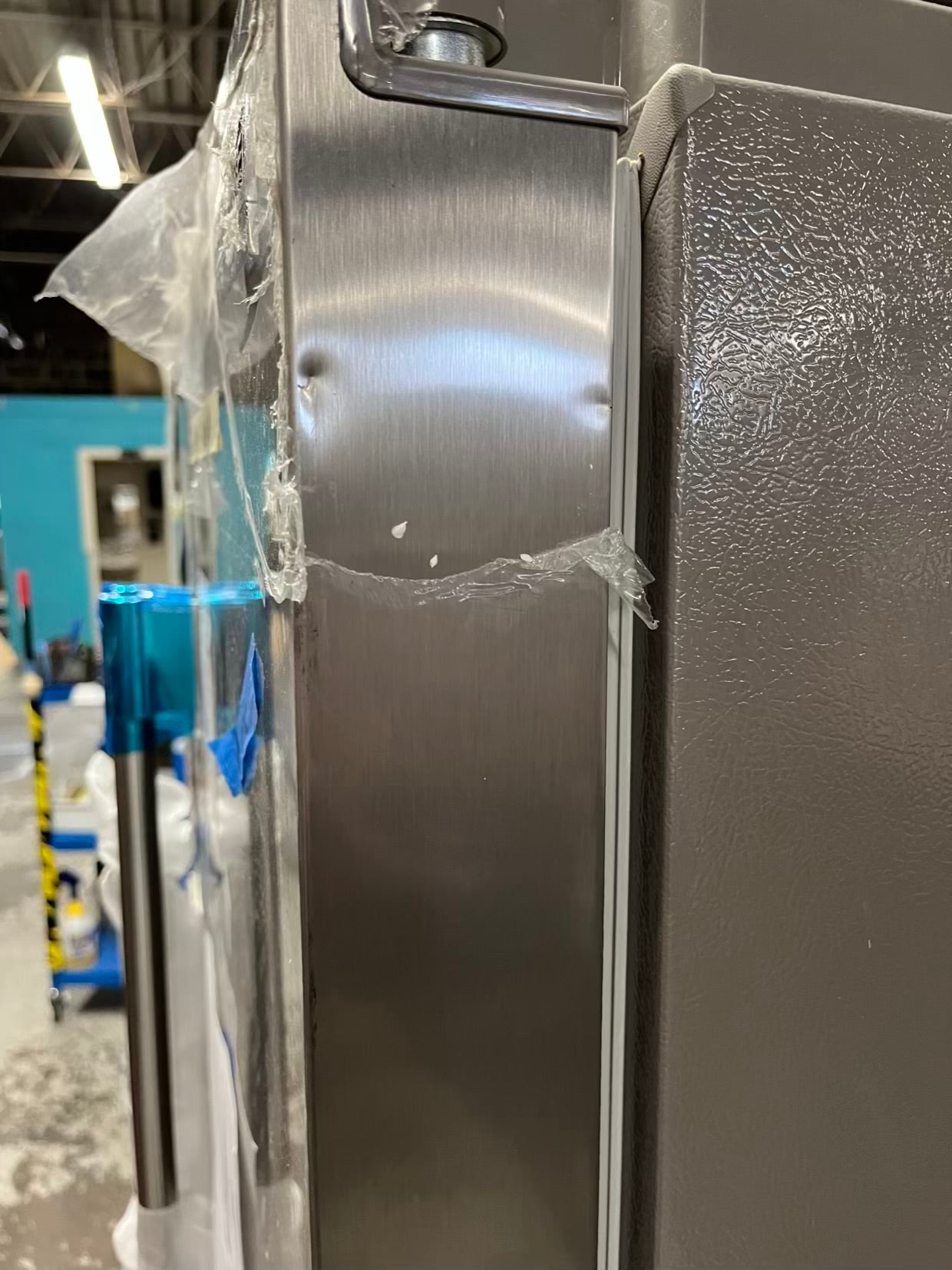 Open Box Frigidaire Profissional side x side Refrigerator stainless steel w/ice water dispenser 36" counter Depth #RE775VB