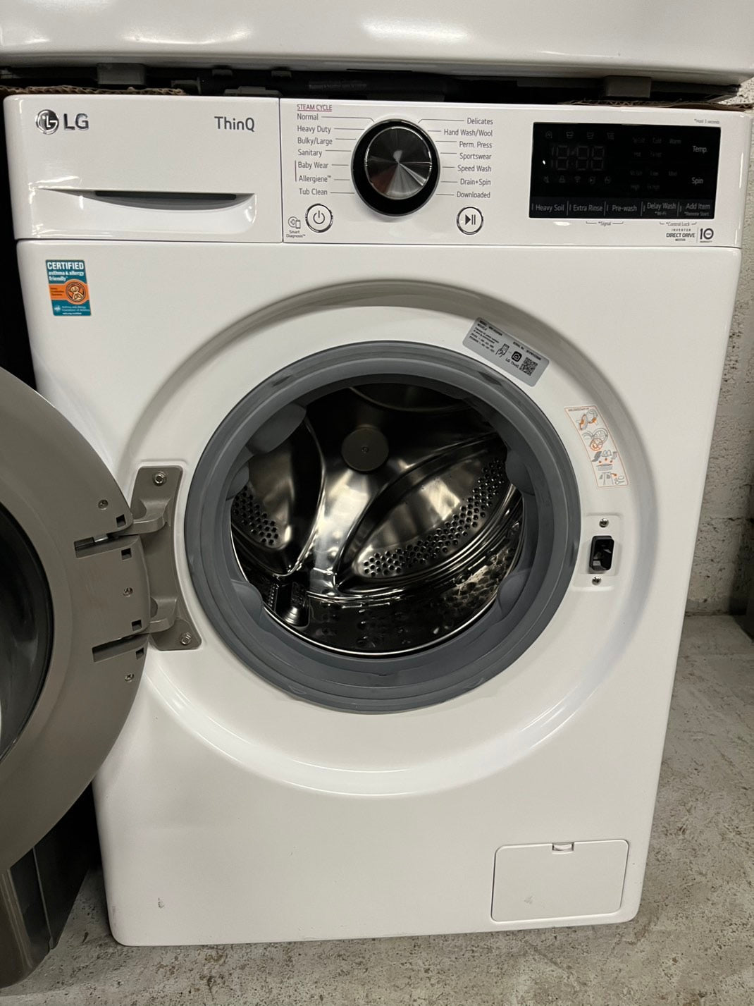 LG 24 white Front load washer and Steam electric dryer set stackable 240V #LG2455WB