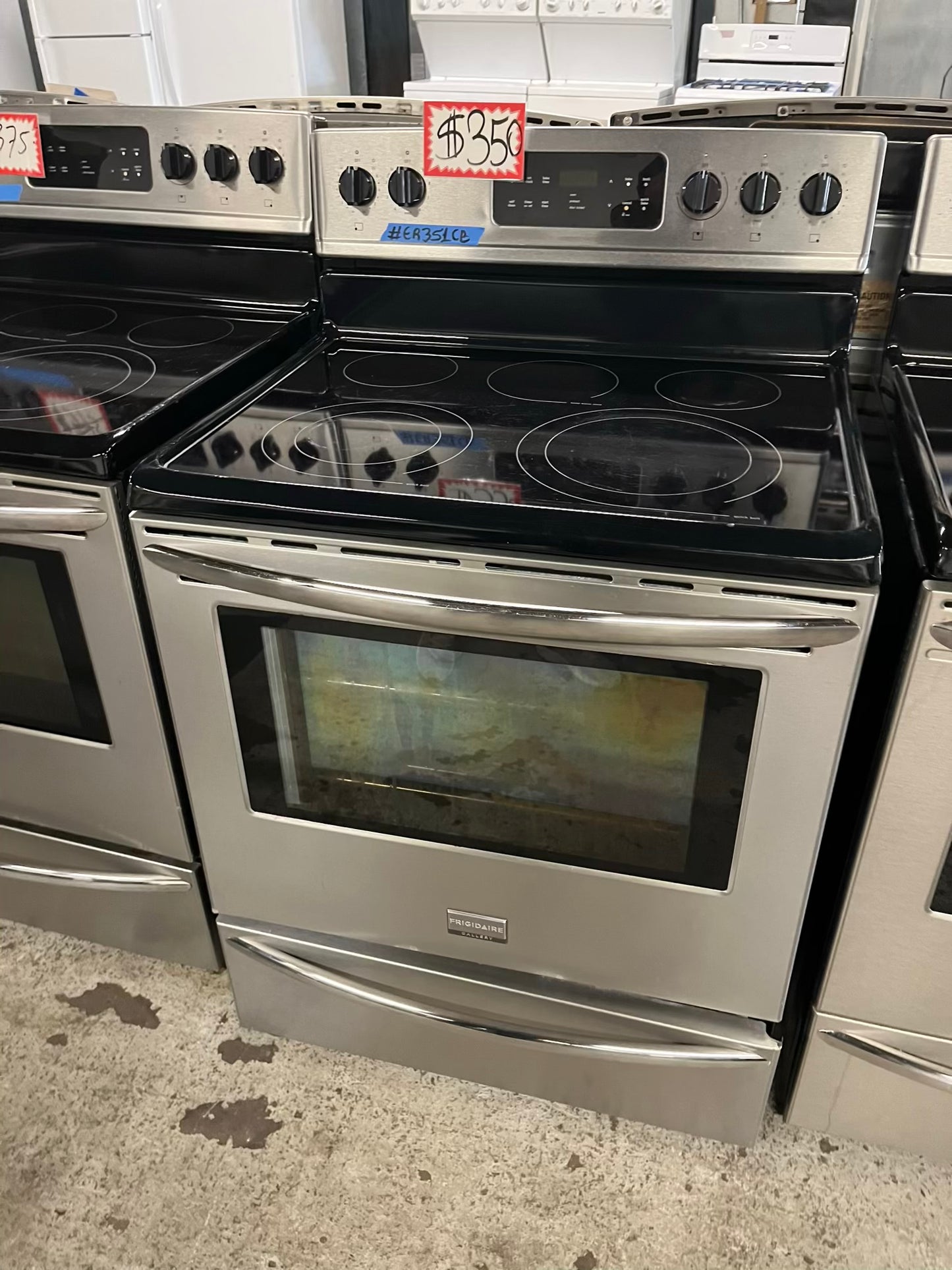 Frigidaire electric range stainless steel 5 burner warm zone bake broil self clean 30” item number #ER351CE