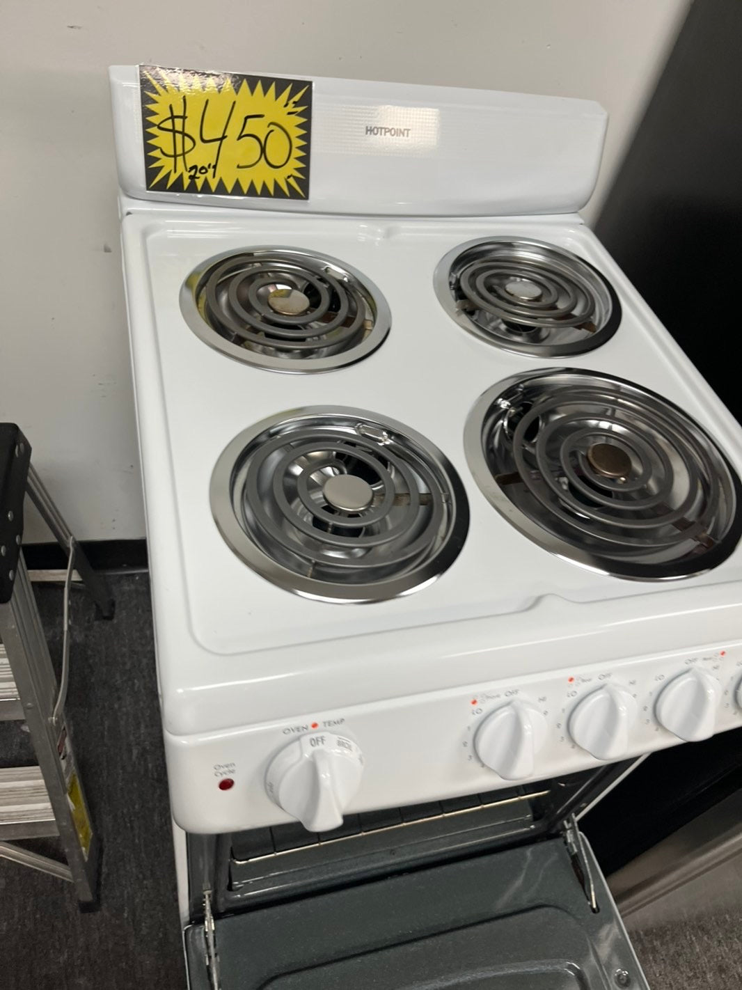 Hotpoint electric range coil white with broil 20” #ERHPTL