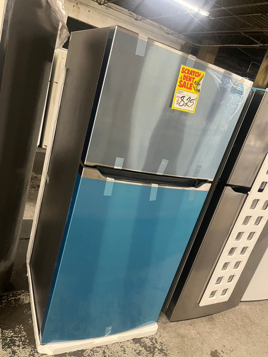 Open box 📦 New S/d Frigidaire
30 in. 20 cu. ft. Garage Ready Top Freezer Refrigerator in Stainless Steel Steel #RFG189KB