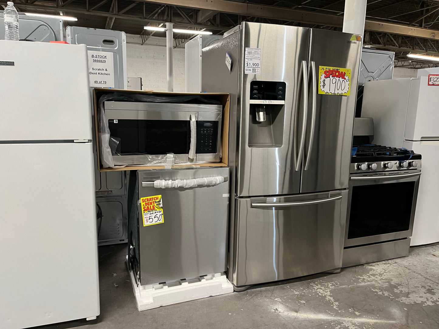 Special Offer | Samsung kitchen combo / Refrigerator, gas range, microwave and dishwasher - 4 appliances #KC985JB