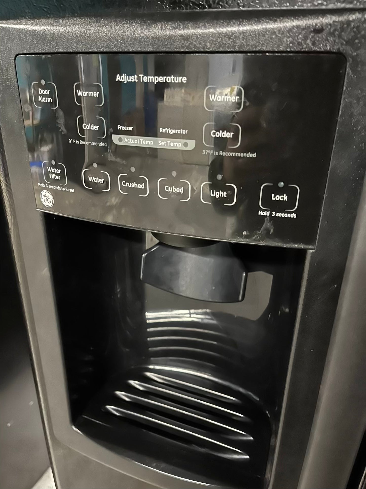 GE side x side refrigerator black w/ice water dispenser 33” #RF393VB