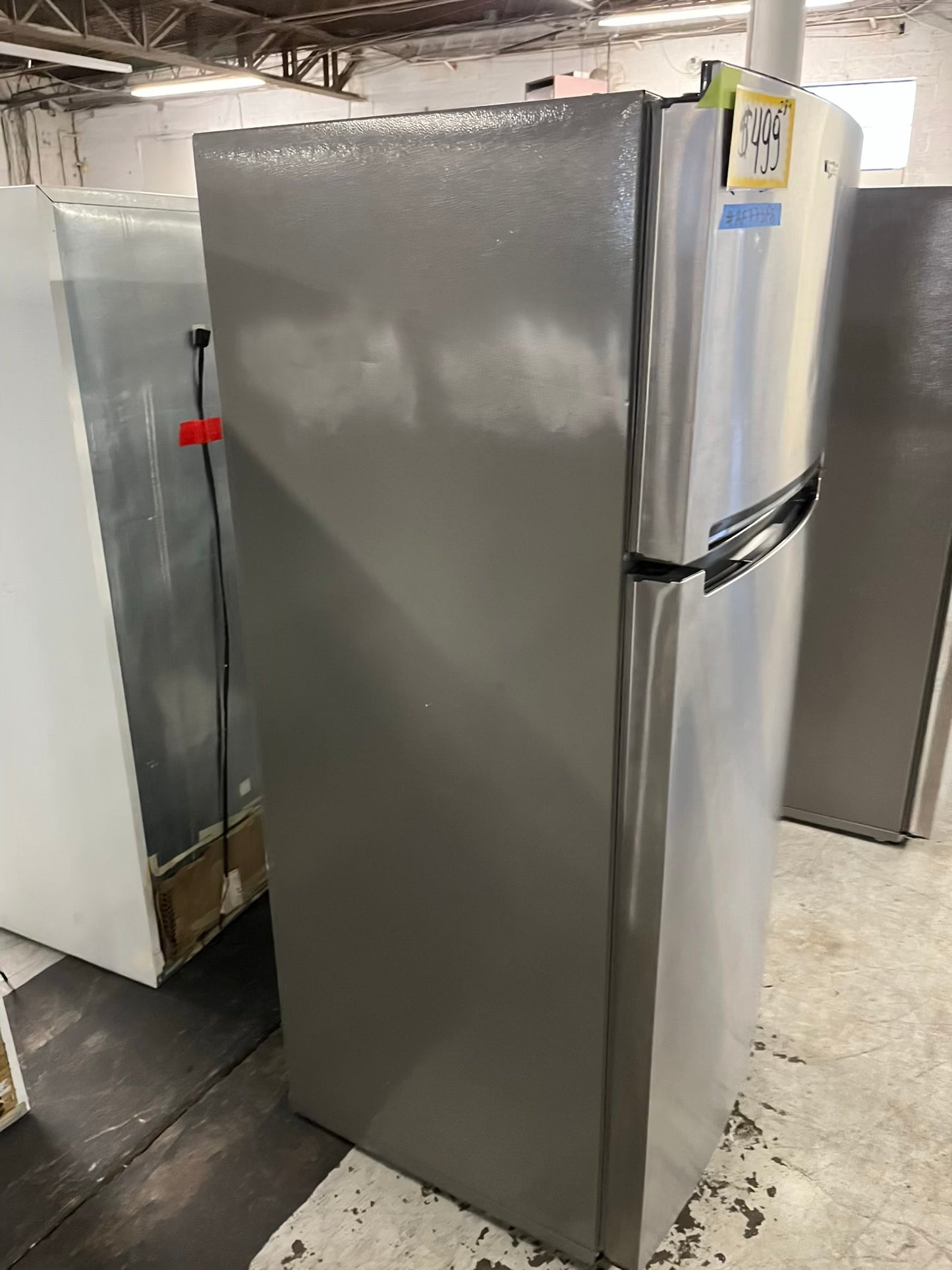- Whirlpool top freezer refrigerator stainless steel 28" counter depth #RF773FB
