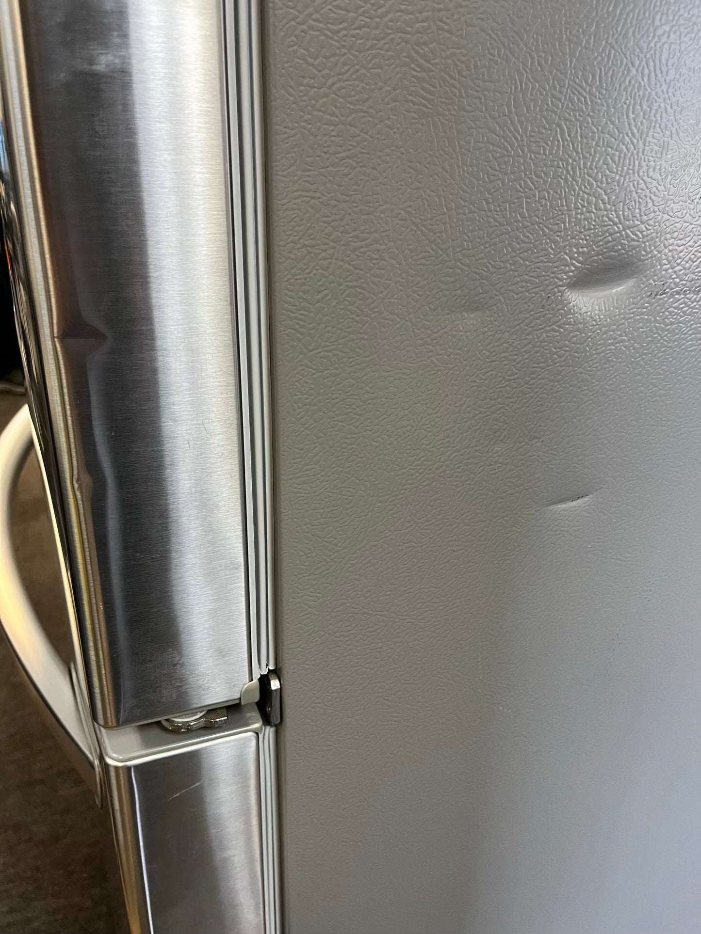 Used | Refurbished Le french door refrigerator stainless steel w/Ice water dispenser 36" # RF506ZL