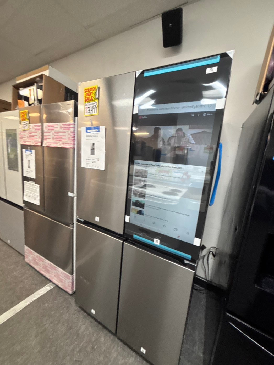 > new open box 📦 Bespoke 29 cu. ft. Standard Depth 4-Door Flex French Door Refrigerator in Stainless Steel with Charcoal Family Hub+
#RF29FFXL