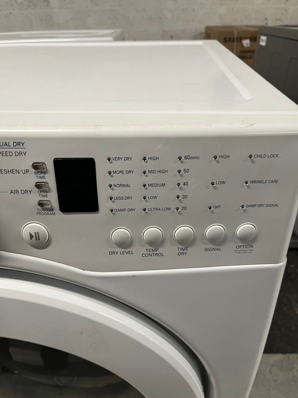 LG sensor Dry front load stackable electric 220v dryer in white 27" #ED669B