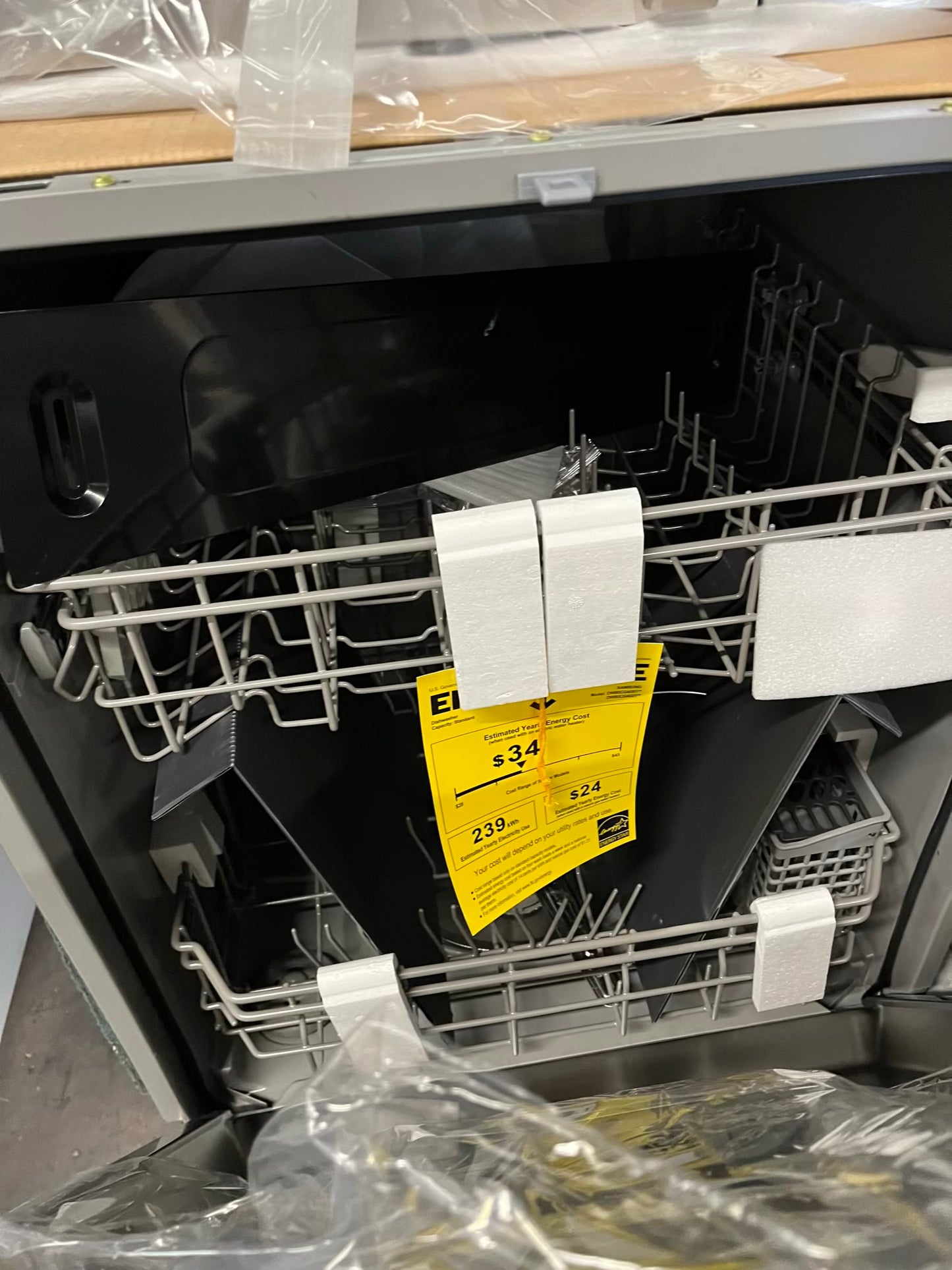 Special Offer | Samsung kitchen combo / Refrigerator, gas range, microwave and dishwasher - 4 appliances #KC985JB