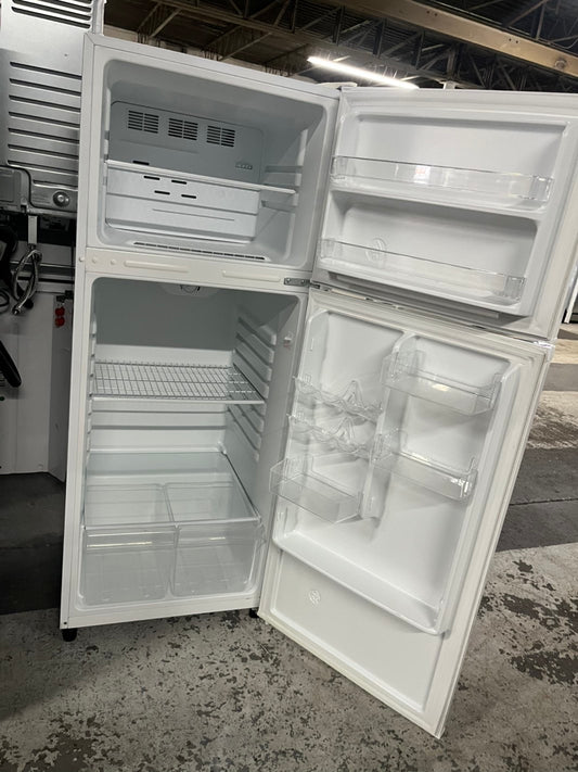 = 💥Special price 💥 Refurbished 24 in Magic top freezer refrigerator white color #RFMG12B
