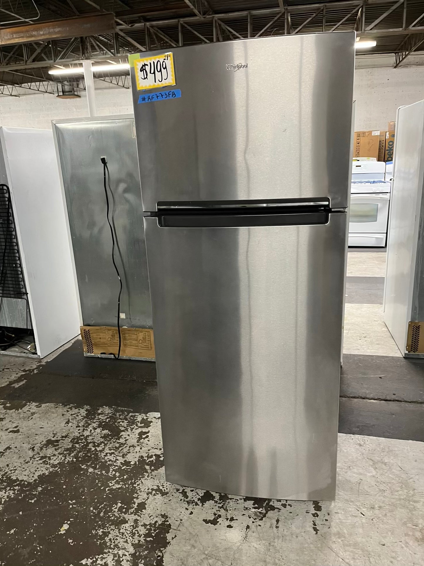 - Whirlpool top freezer refrigerator stainless steel 28" counter depth #RF773FB