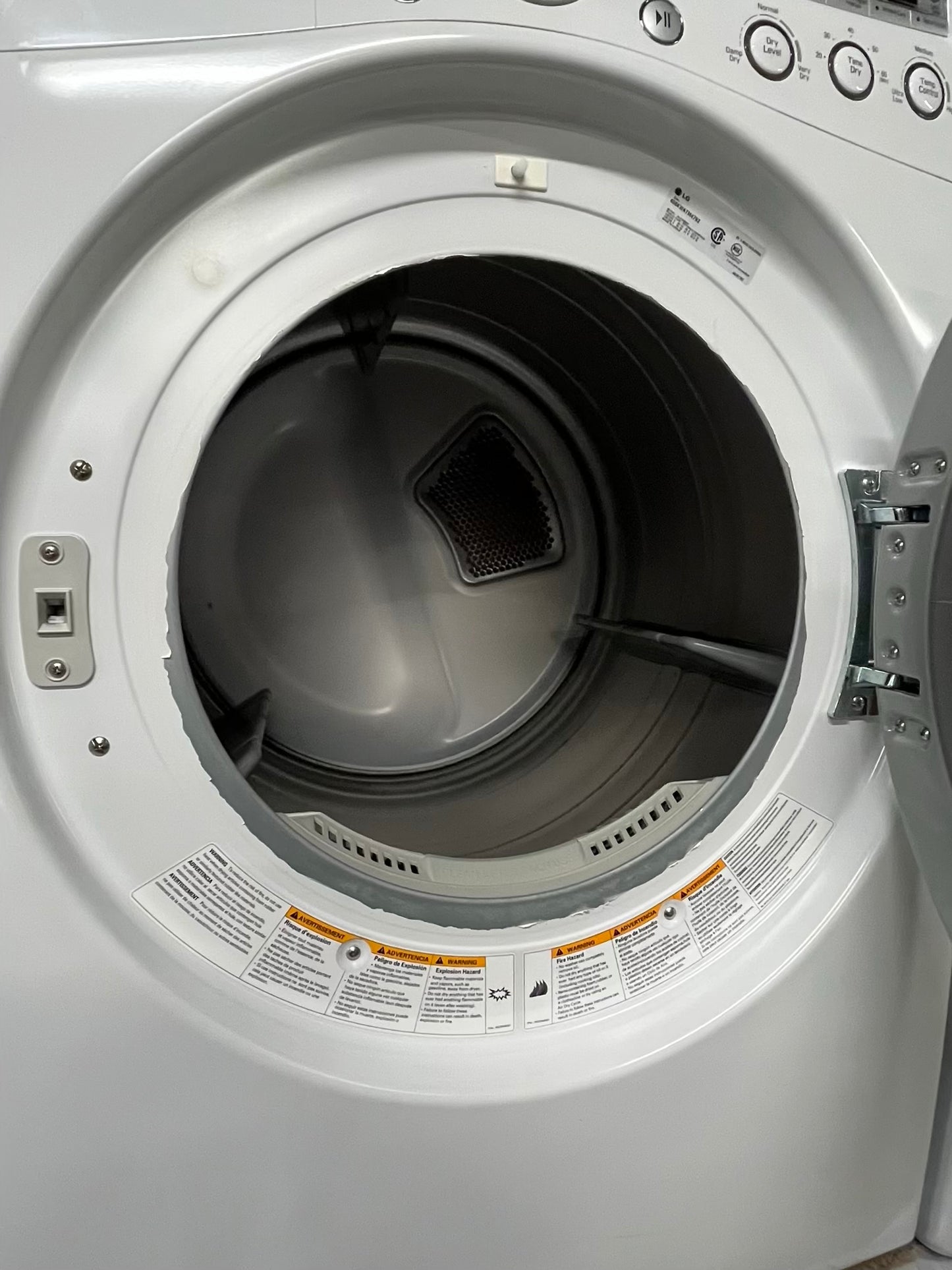 LG washer 4.5 cu ft & dryer 7.5 cu ft set electric 220v front load stackable sensor dry He in white #WD809RB