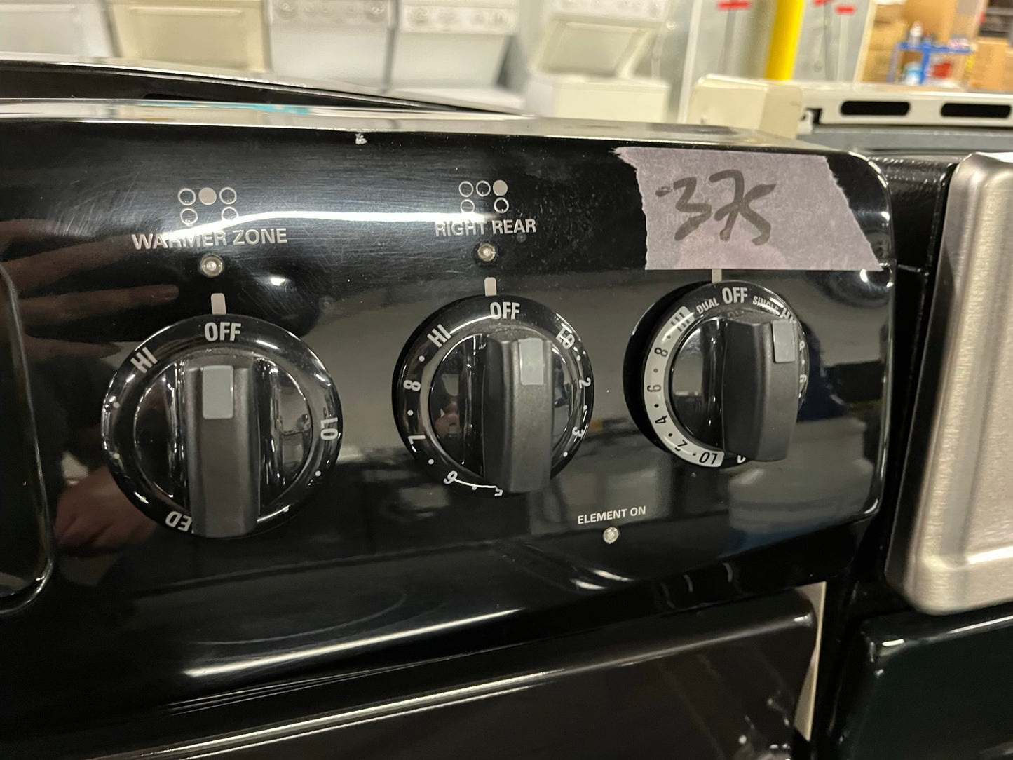 Kenmore electric 220v range 5 burner warm zone bake broil hi/ lo self clean in black 30" #ER490XB Refurbished