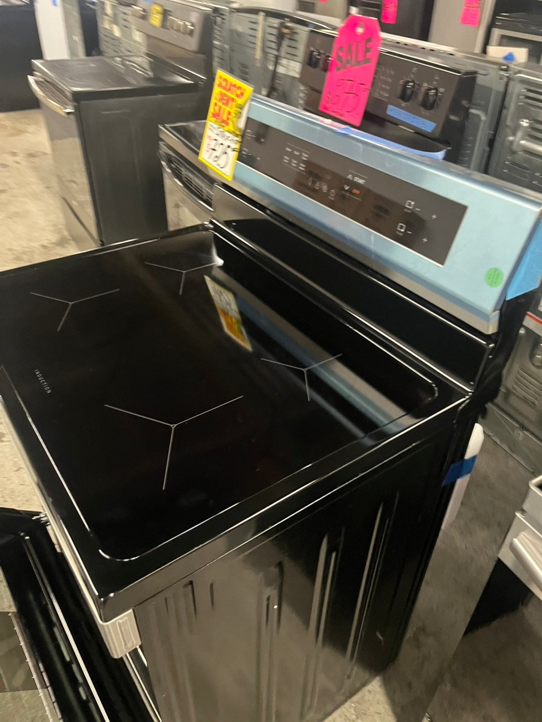 New scratch&Dent Frigidaire Induction electric stove stainless steel 30” #FGMA23B