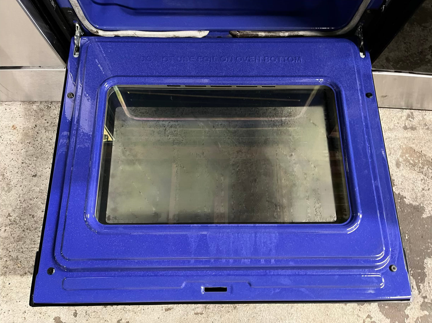 - LG electric range black 5 burner warm zone convection bake broil self clean 30” item number #ERB234TB