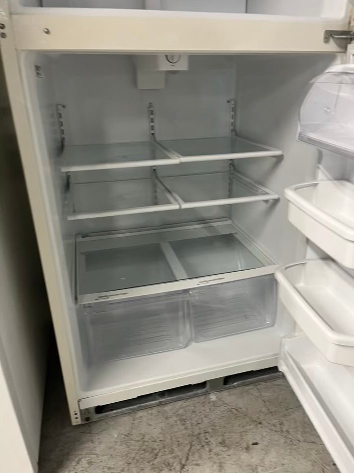 - whirlpool top freezer refrigerator off white used refurbished 33’ #RF901TB
