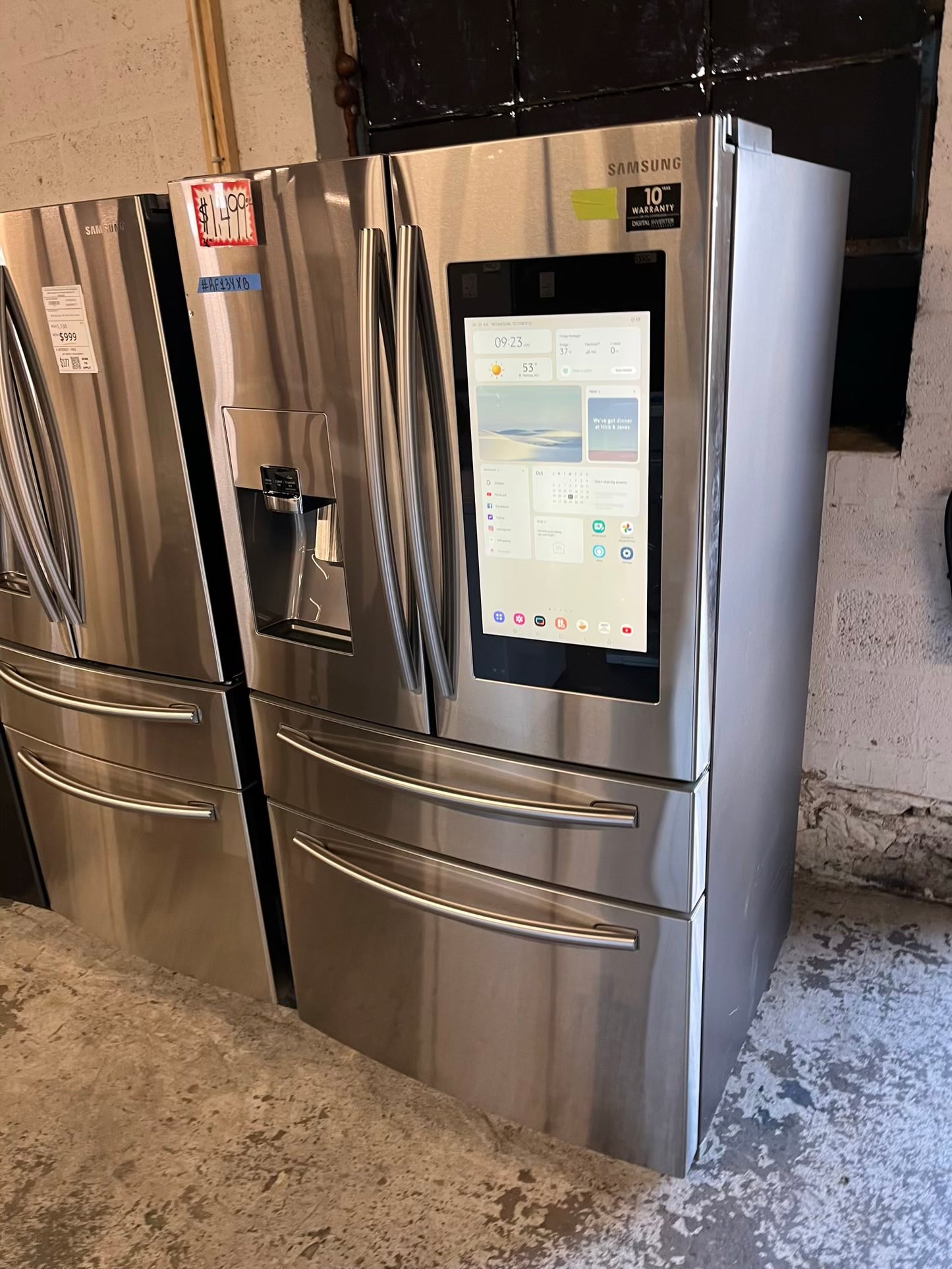 - Samsung four door refrigerator family hub stainless steel w/ice and water dispenser used-refurbished 30” #RF134XB