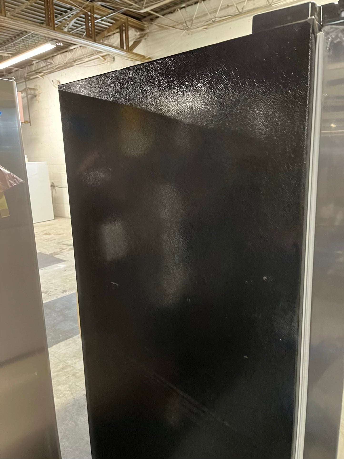 Open Box | scratch & dent Frigidaire Gallery refrigerator black stainless steel w/ice water dispenser 36" #RF838RB
