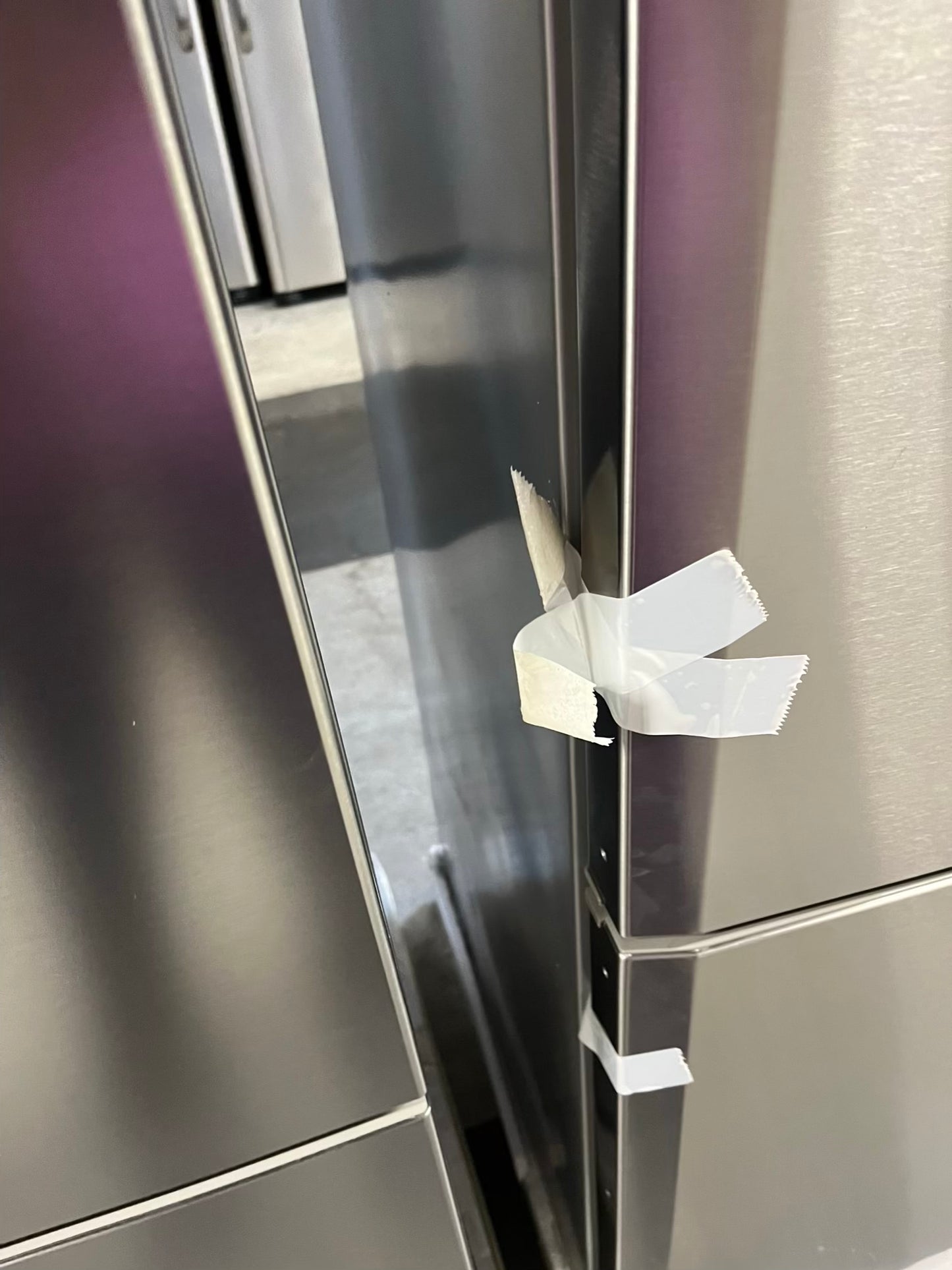 Open Box 📦 Bloomberg Bottom freezer Refrigerator stainless steel w/ice maker Item number #RF645EB 27 1/2” in