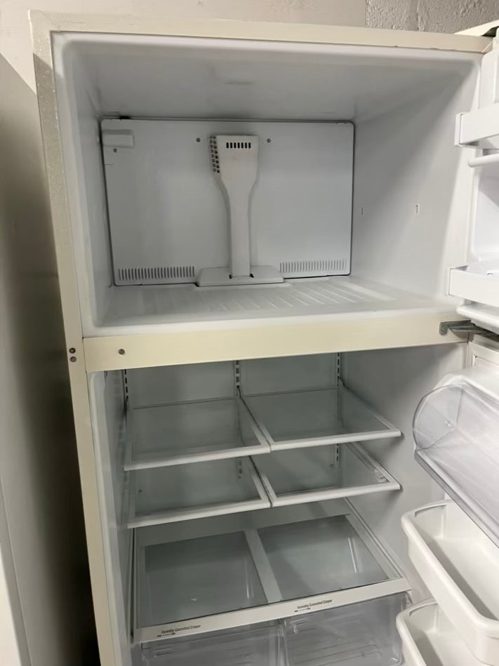 - whirlpool top freezer refrigerator off white used refurbished 33’ #RF901TB