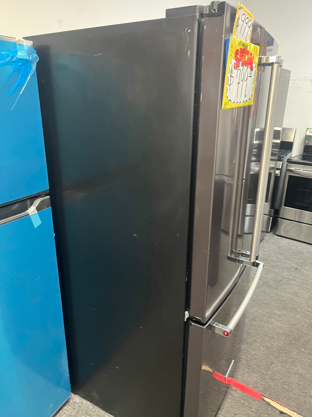 KitchenIAd 30” wide French door Refrigerator blackstainless steel W/ice maker inside Used Refurbished #RF550L