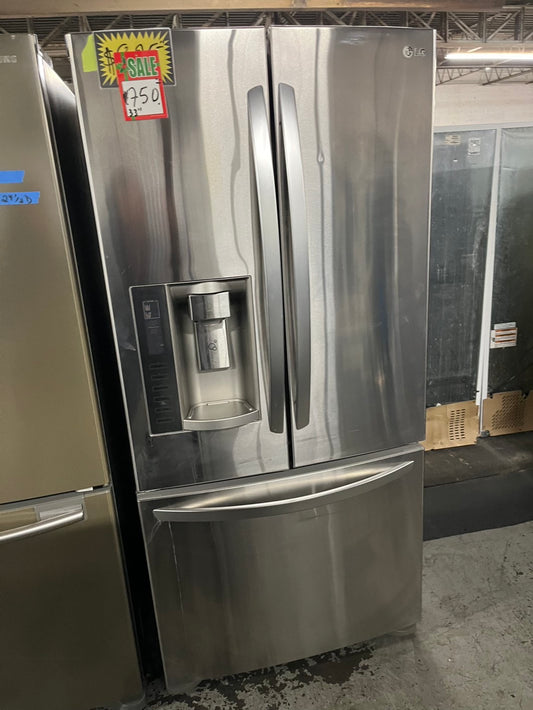 🎁🎄Holiday Sale‼️Lg 33” french doors refrigerator stainless steel w/ice & water dispenser inside used refurbished #KNM27BB