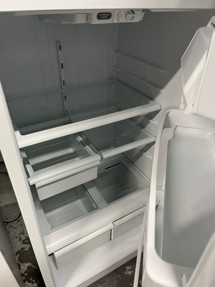 - GE Top freezer Refrigerator white | Item number #RF667C 28” in Refurbished