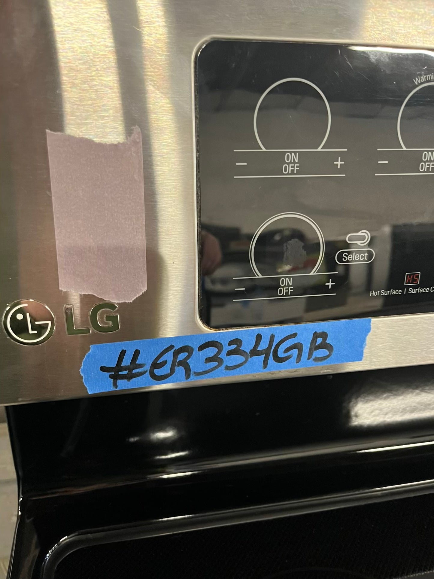 -LG electric range stainless steel 5 burner warm zone convection bake roast broil self clean 30” item number #ER334GB