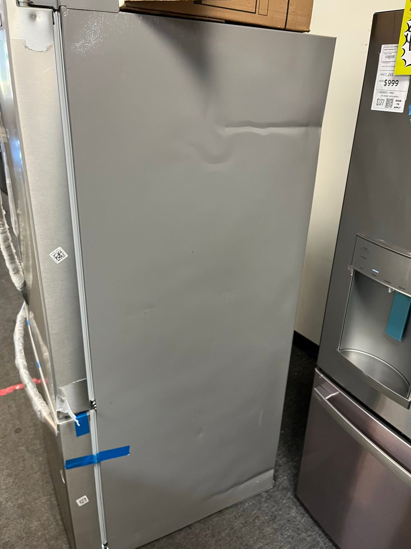 Open box | Scratch & Dent Frigidaire French door refrigerator stainless steel w/ice maker 36" #RF494VL